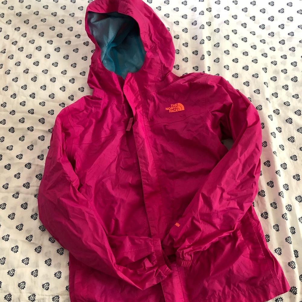 Girl’s North Face Rain Jacket ☔️